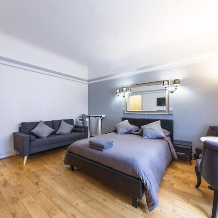 Private Studio - Avenue Des Champs-Elysees Leilighet Paris Eksteriør bilde